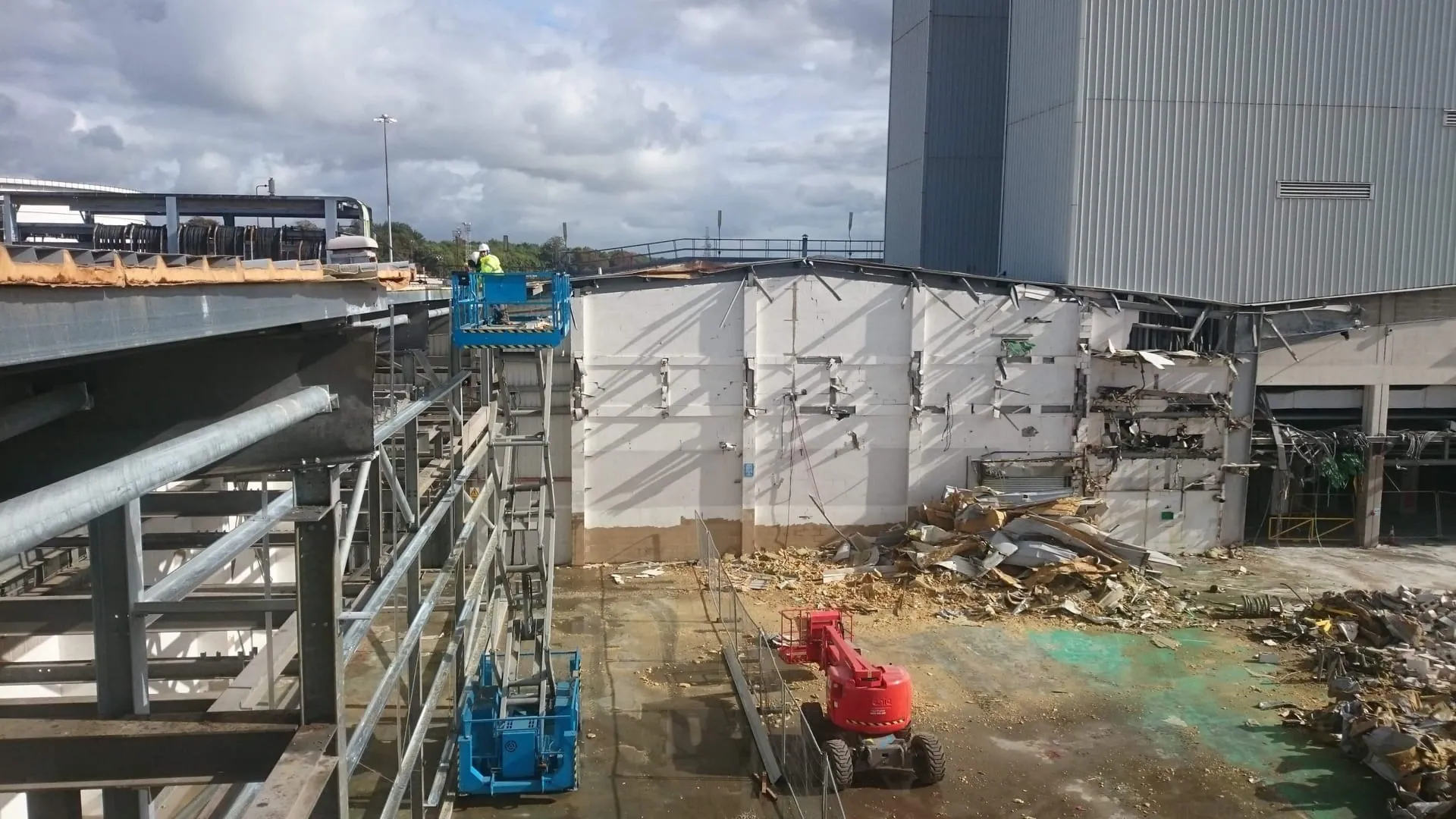 Industrial maintenance and alteration work
